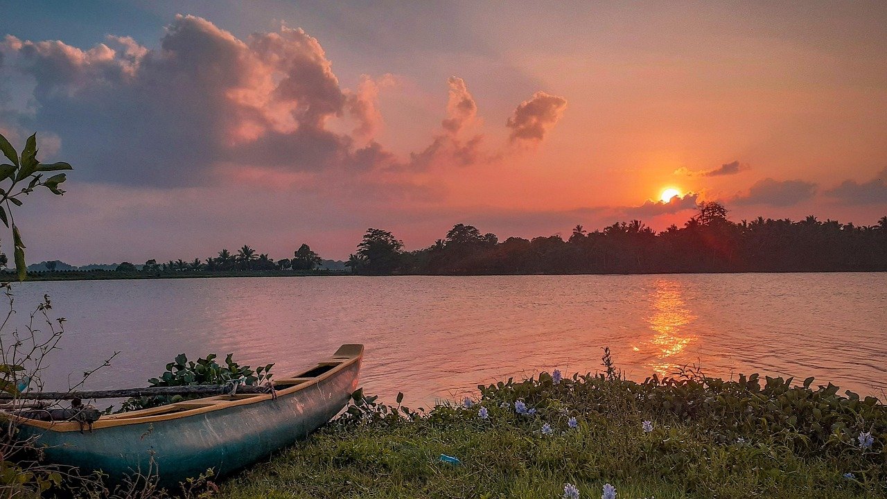 sunrise, boat, twilight, cloudscape, yatch, nature, akkaraipattu, sri lanka, lagoon, lake, flood, sky, clouds, africa, sunset, moody pictures, sunset sky, march, earth hour, hello march, february, april, sri lanka, sri lanka, sri lanka, sri lanka, sri lanka